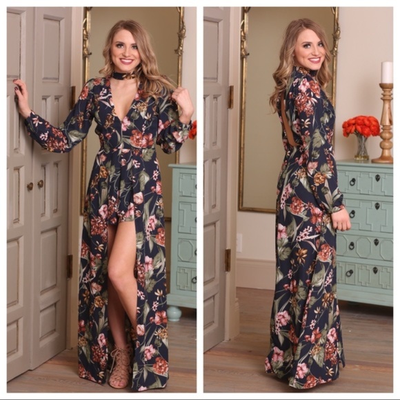 LAST ONE! Gorgeous Navy Floral Print Romper-Maxi - Picture 3 of 4